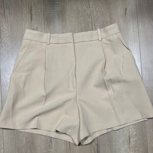 Zara Women's Cream Shorts